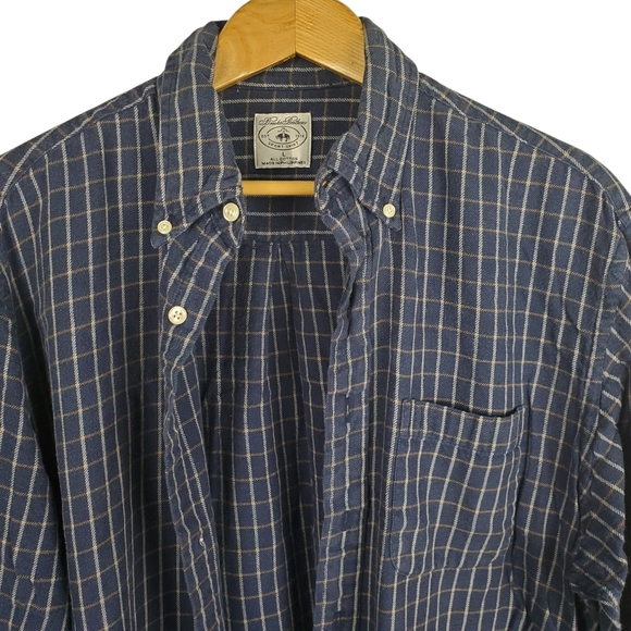 Brooks Brothers Sport Shirt Navy Plaid. Button Down Long Sleeve. LG. E0074 - Picture 2 of 9